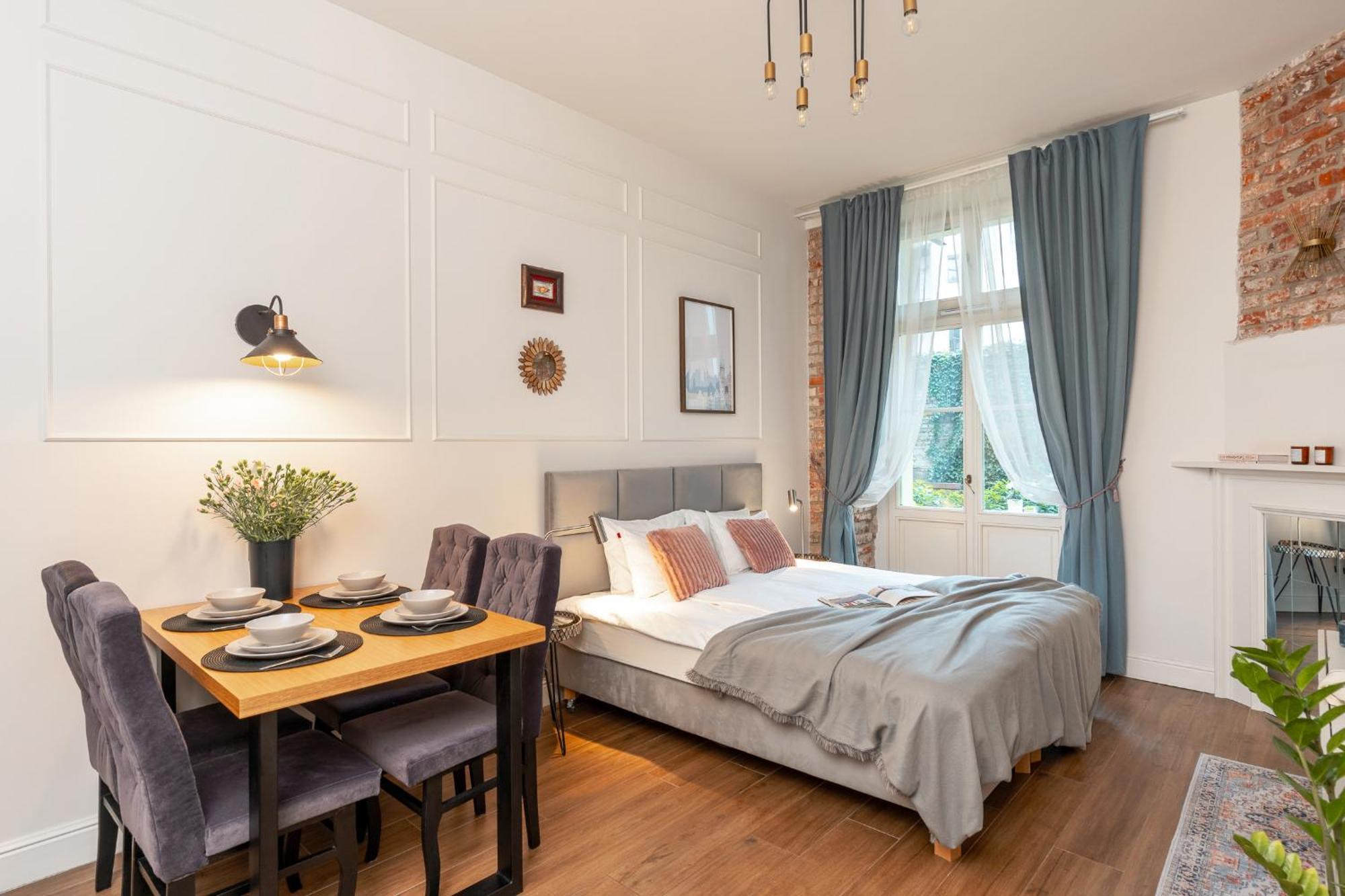 Cozy Apartment In Old Town คราคูฟ ภายนอก รูปภาพ