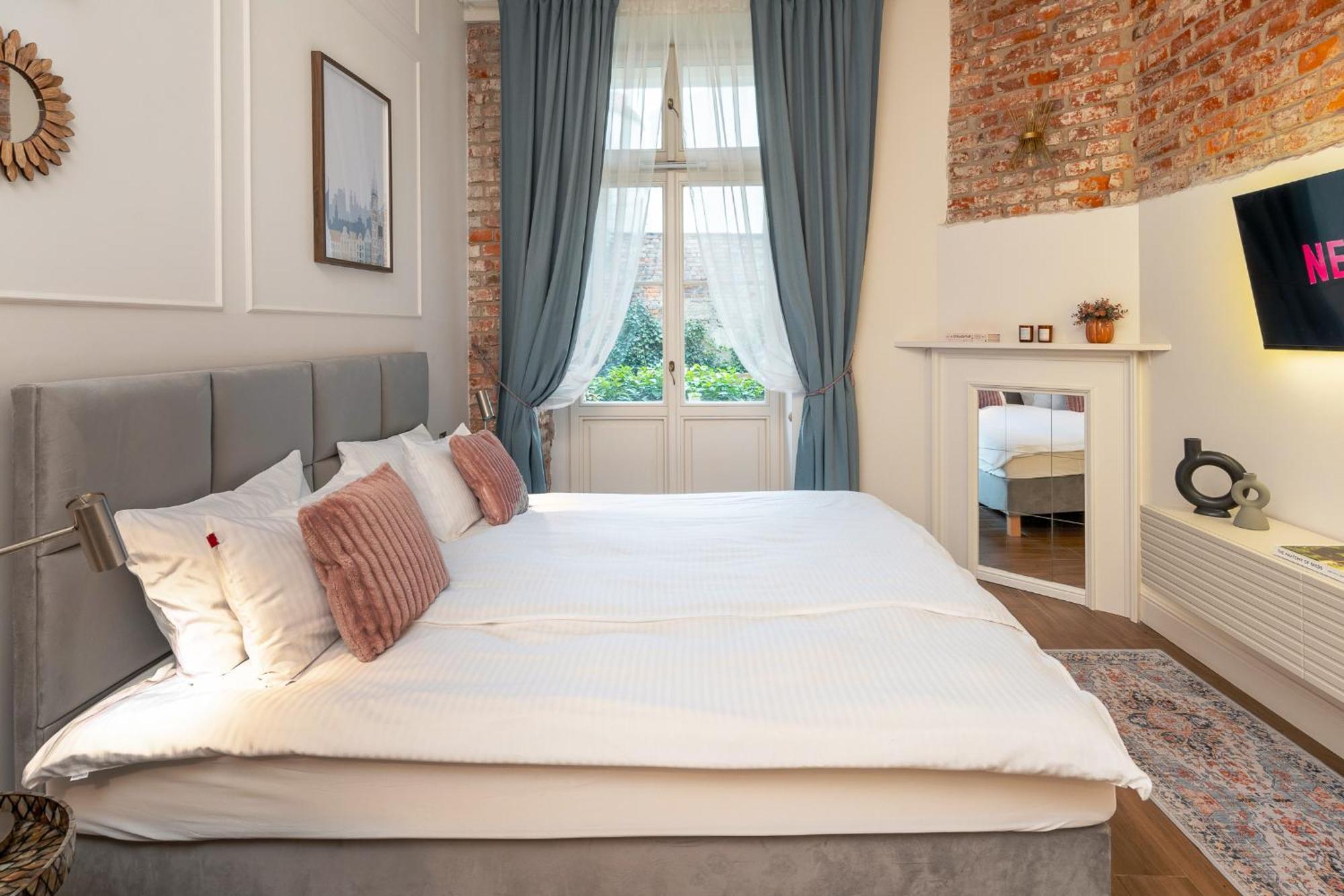 Cozy Apartment In Old Town คราคูฟ ภายนอก รูปภาพ